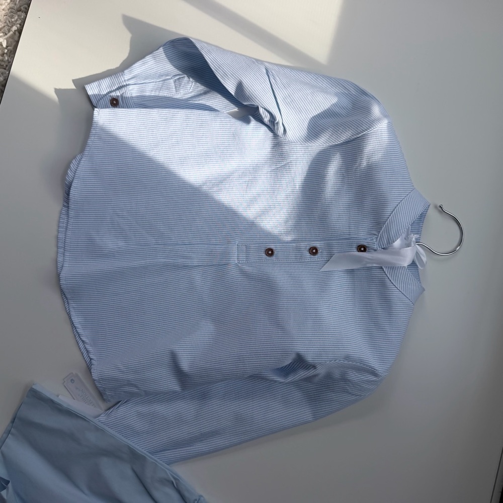 NWT Kids Edgehill Collection Light Blue Striped Button-Down Shirt 5 T - Picture 3 of 8
